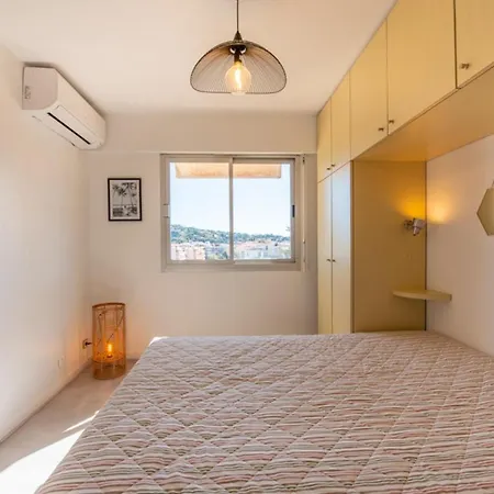 With Pool 10 Min From The Appartement