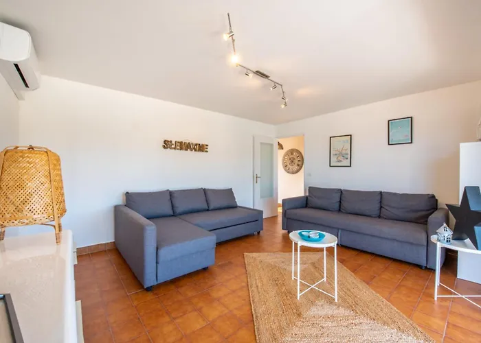 Appartamento With Pool 10 Min From The